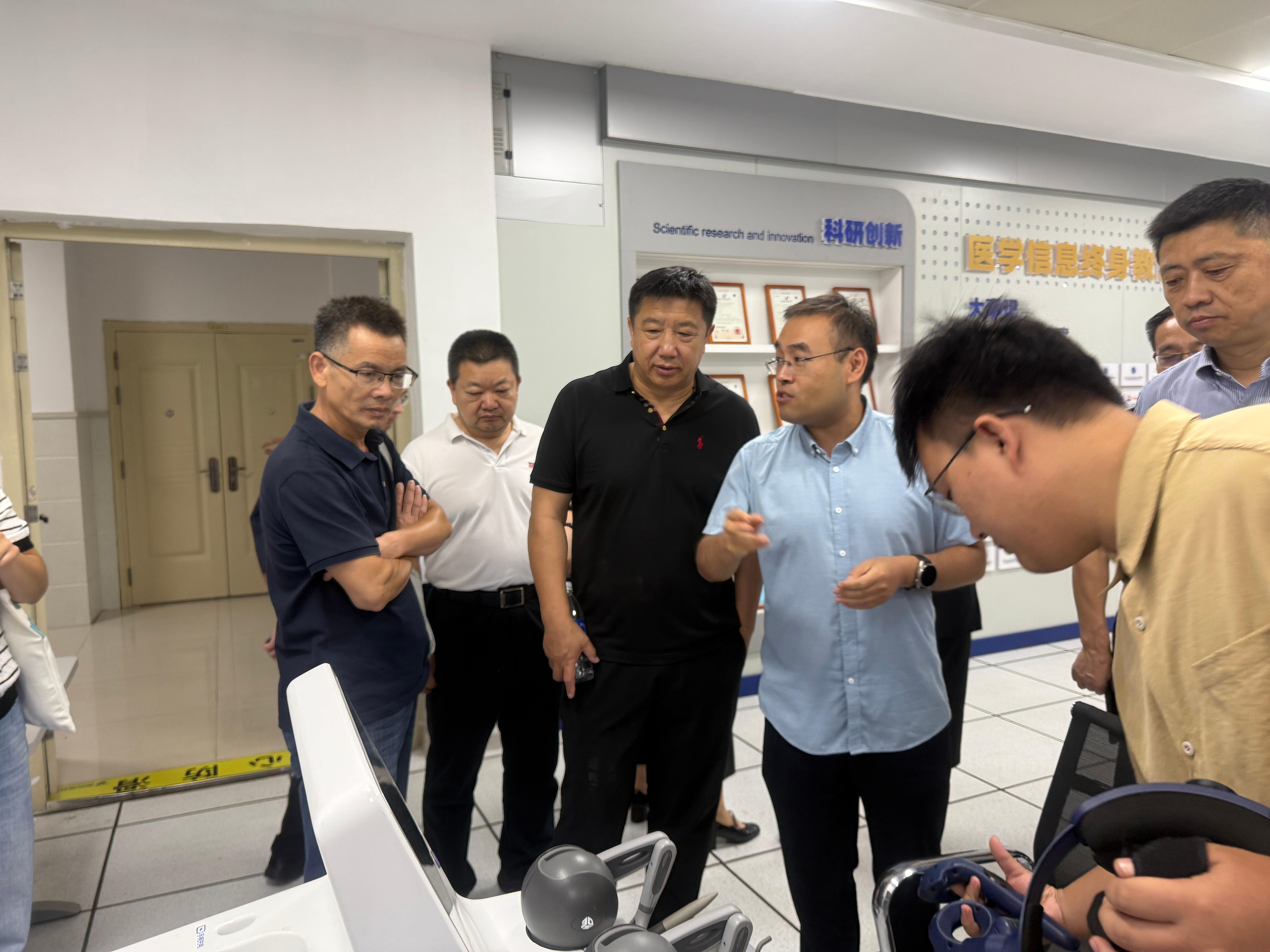 2026年中国医药教育协会智能医学专业委员会年会暨第十届智能技术应用研讨会在徐州召开(图4)