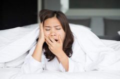 2种睡姿既护腰又健康，今晚就试试