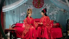 为啥年纪轻轻就痛风?6个原因中一半和吃有关