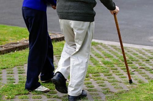 济南中医脉管炎医院治疗下肢动脉硬化怎么样？(图2)